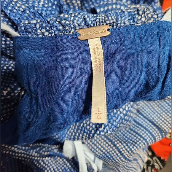 FREE PEOPLE Fun in the Sun Lace Up Sides Tank top size L - Picture 4 of 7